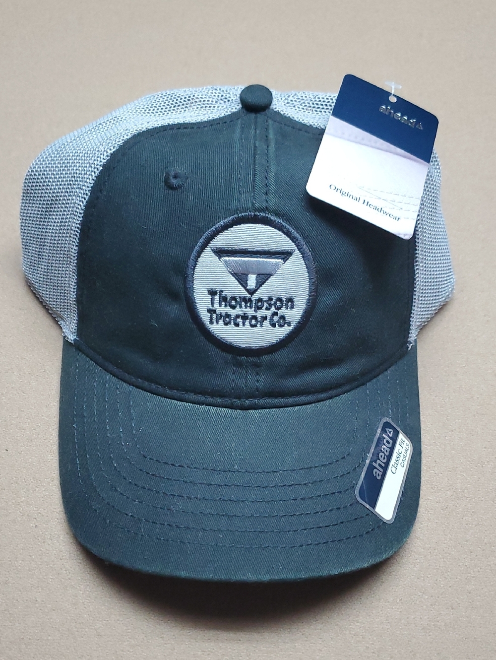 Head Black and Gray Mesh Trucker Hat